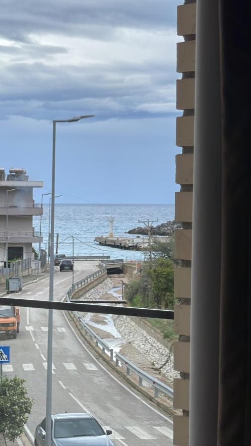 Mia Marine Rooms Himare Exterior photo